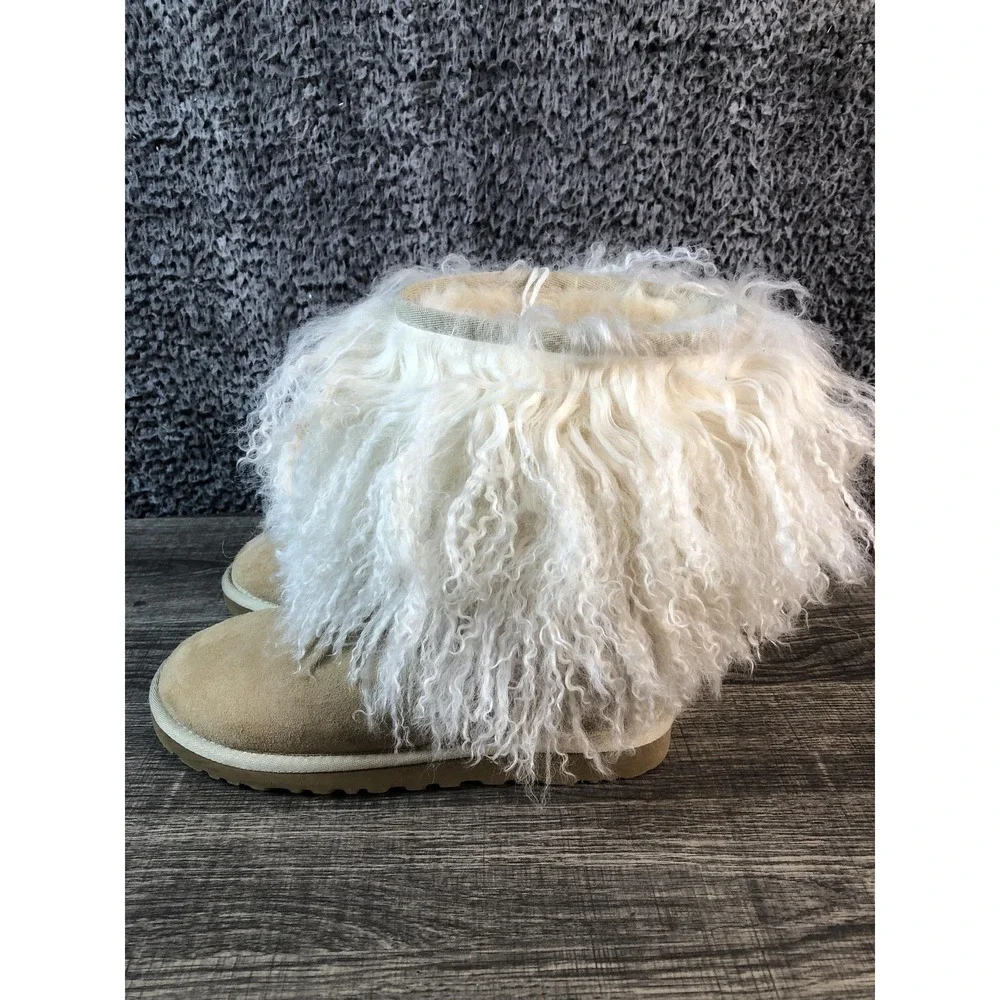 UGG Boots Womens Size 6 White Suede Shearling Fur Cuff Lined Winter 1875